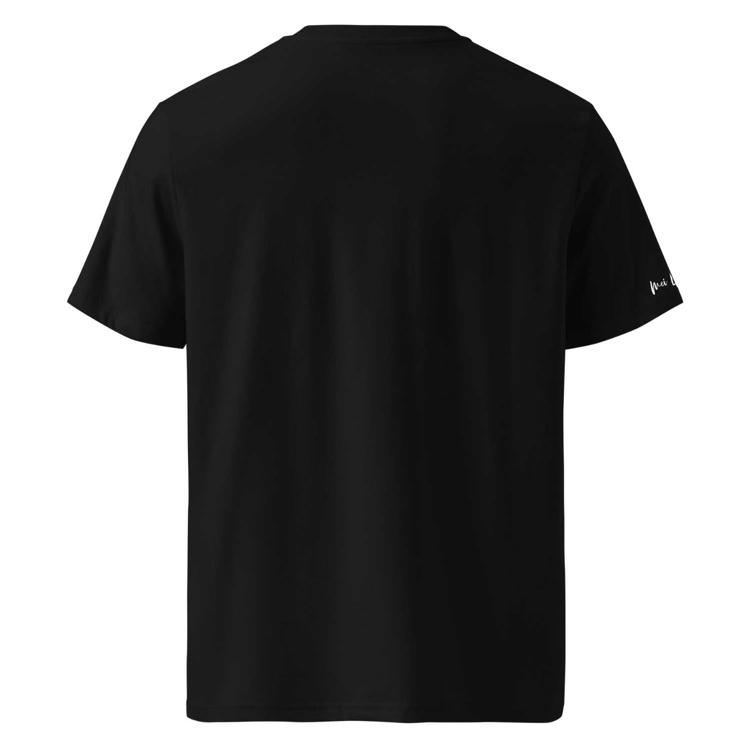 Rückseite des schwarzen Herren T-Shirts "Bring ma no a Hoibe" mit weißer, geschwungener Schrift am Ärmel.