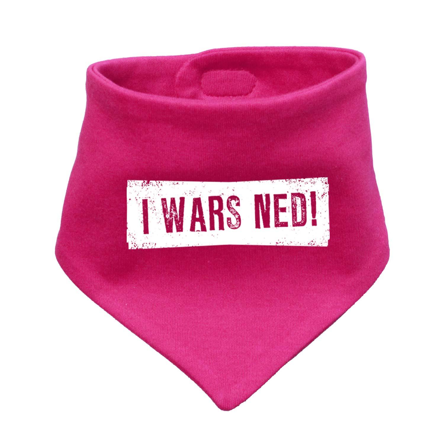 Pinkfarbenes Babyhalstuch I wars ned mit weißem, grunge-artigem Schriftzug für Babys und Kleinkinder.