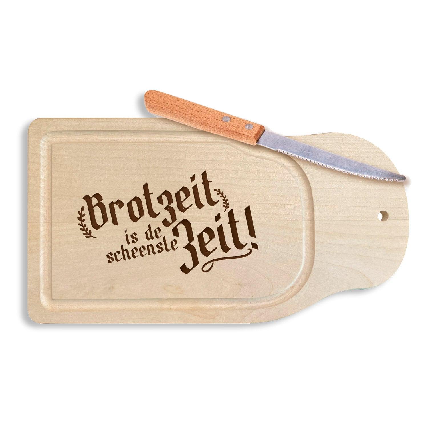 Geschenkbox Leberkäs-Brotzeit mit Holzbrett und Messer. Gravur: Brotzeit is de scheenste Zeit!.