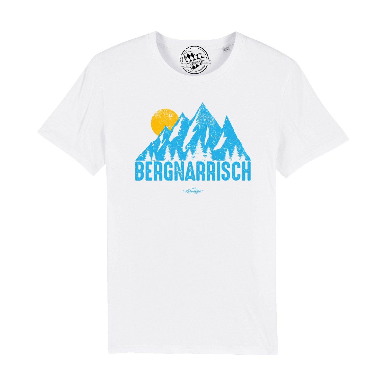 Weißes Herren T-Shirt Bergnarrisch mit blauem Bergmotiv, stilisiertem Sonnenaufgang und Schriftzug.