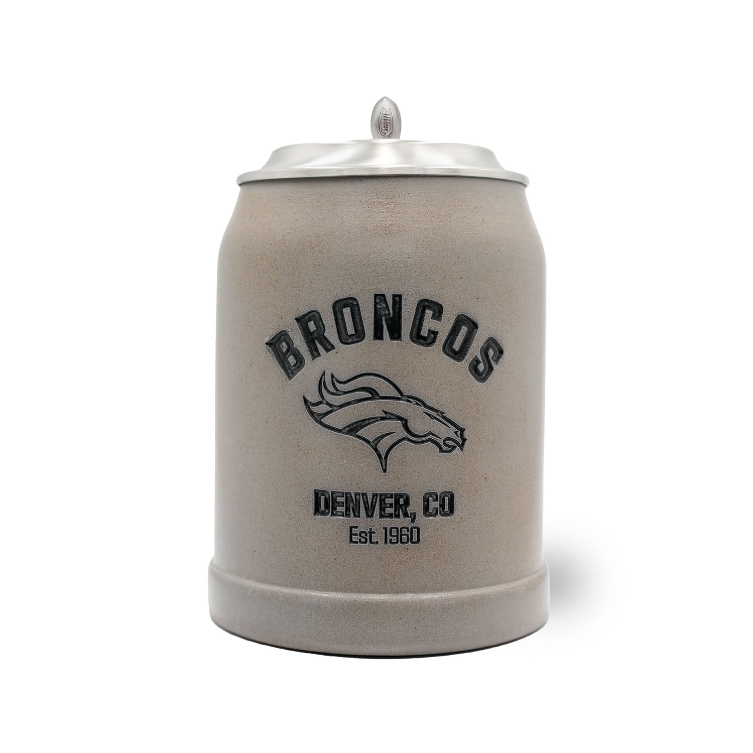 Grauer ®NFL PREMIUM Teamkrug Denver Broncos mit Broncos Logo, Schriftzug und Zinndeckel mit Football-Griff.
