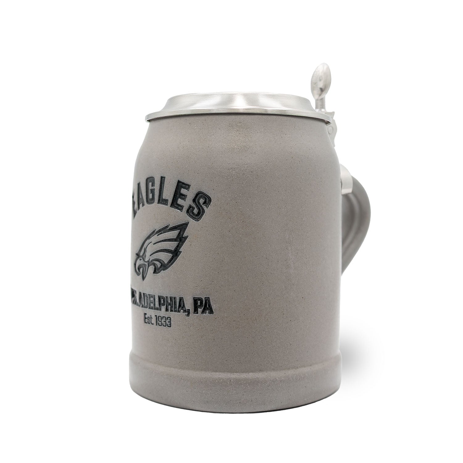 Grauer NFL PREMIUM Teamkrug Philadelphia Eagles aus Steinzeug mit Zinndeckel und Logo-Prägung.