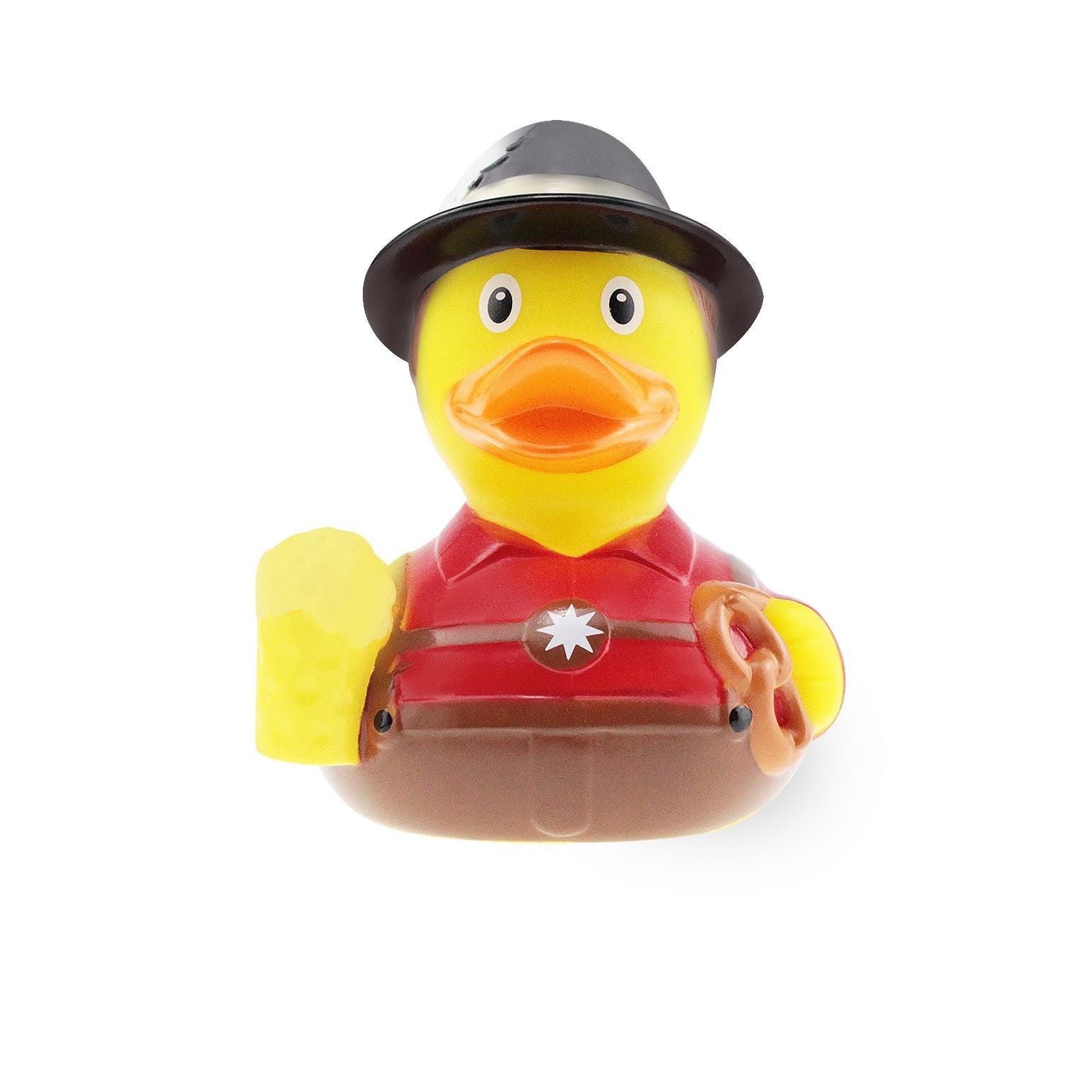 Badeente in bayerischer Tracht mit Lederhosen, rotem Hemd, Hut, Masskrug Bier und Brezel