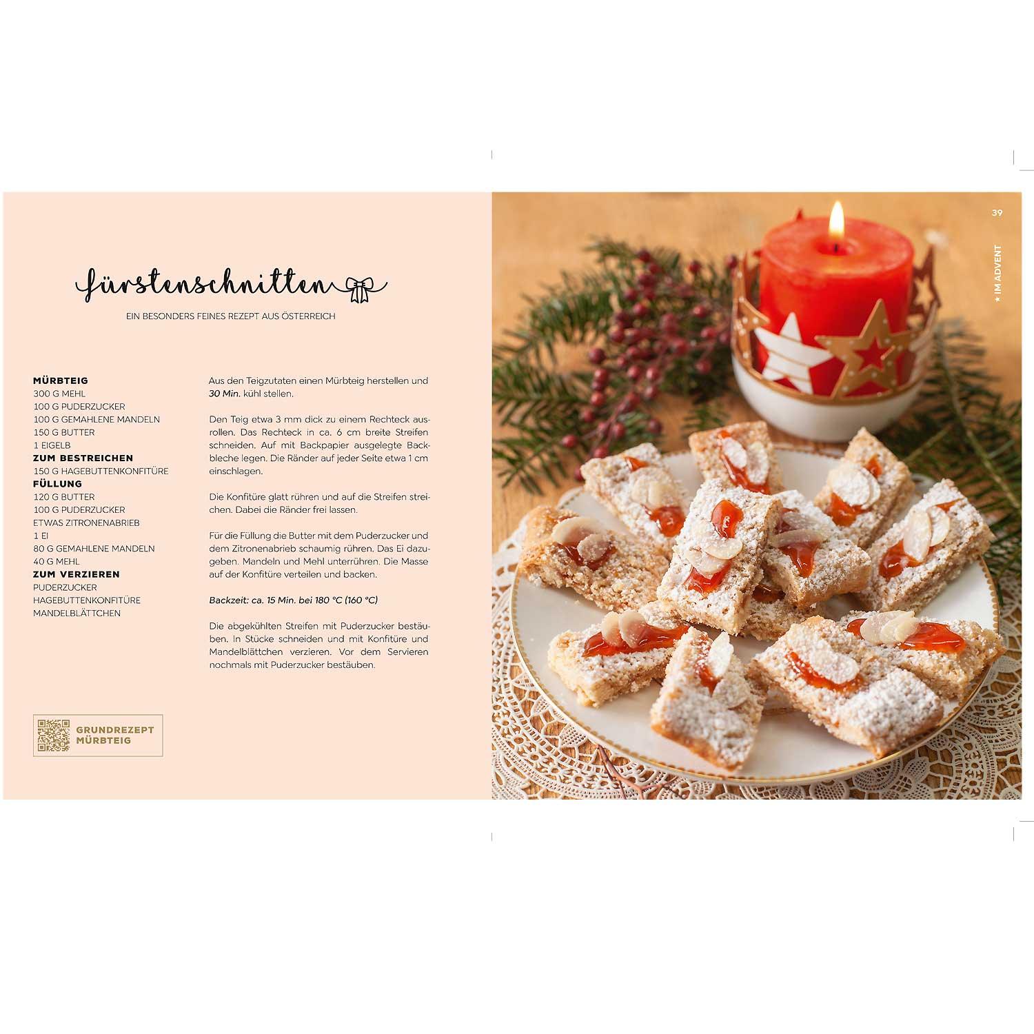 Fürstenschnitten mit Hagebuttenkonfitüre und Mandeln, festlich angerichtet für Bayrische Lieblingsrezepte für Weihnachten.