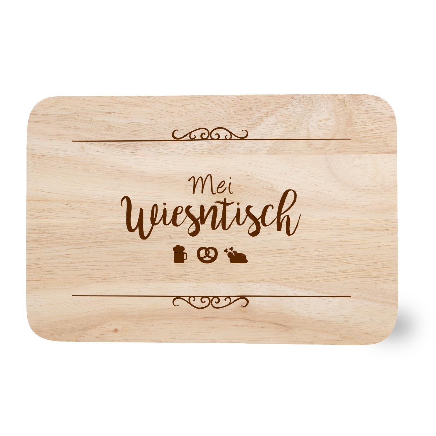 Holzbrett mit Gravur Mei Wiesntisch, Bierkrug, Brezel, Hendl und Ornamenten, ideal für die Oktoberfest-Box "Löwenbräu 2".