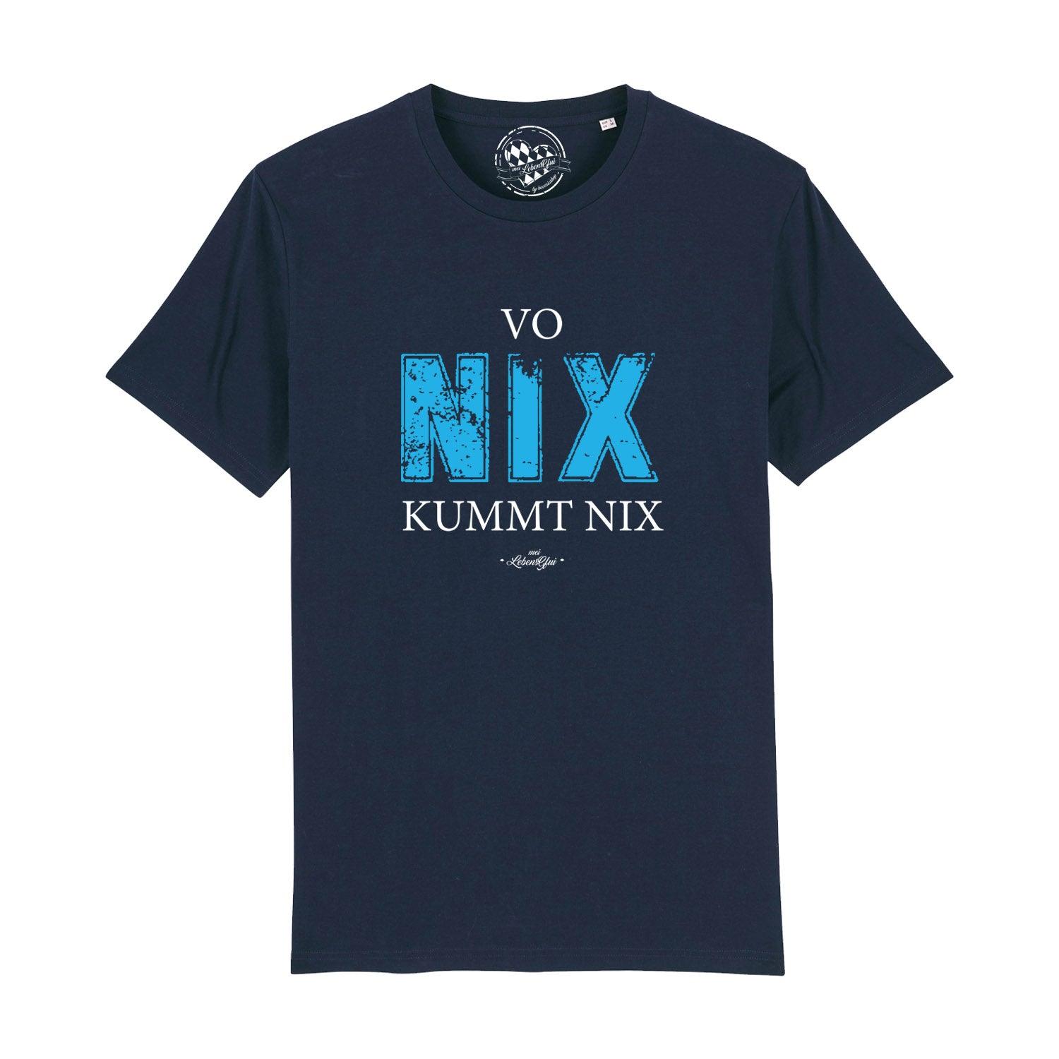 Dunkelblaues Herren T-Shirt "Vo nix kummt nix" mit weißem Schriftzug und blauem Vintage-Effekt.