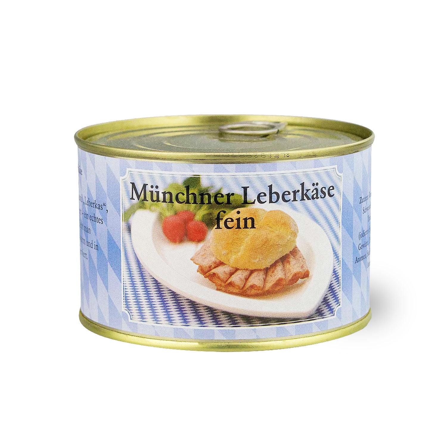 Detailaufnahme einer Konservendose Münchner Leberkäse mit weiß-blauem Rautenmuster als Teil der Geschenkbox Brotzeit.