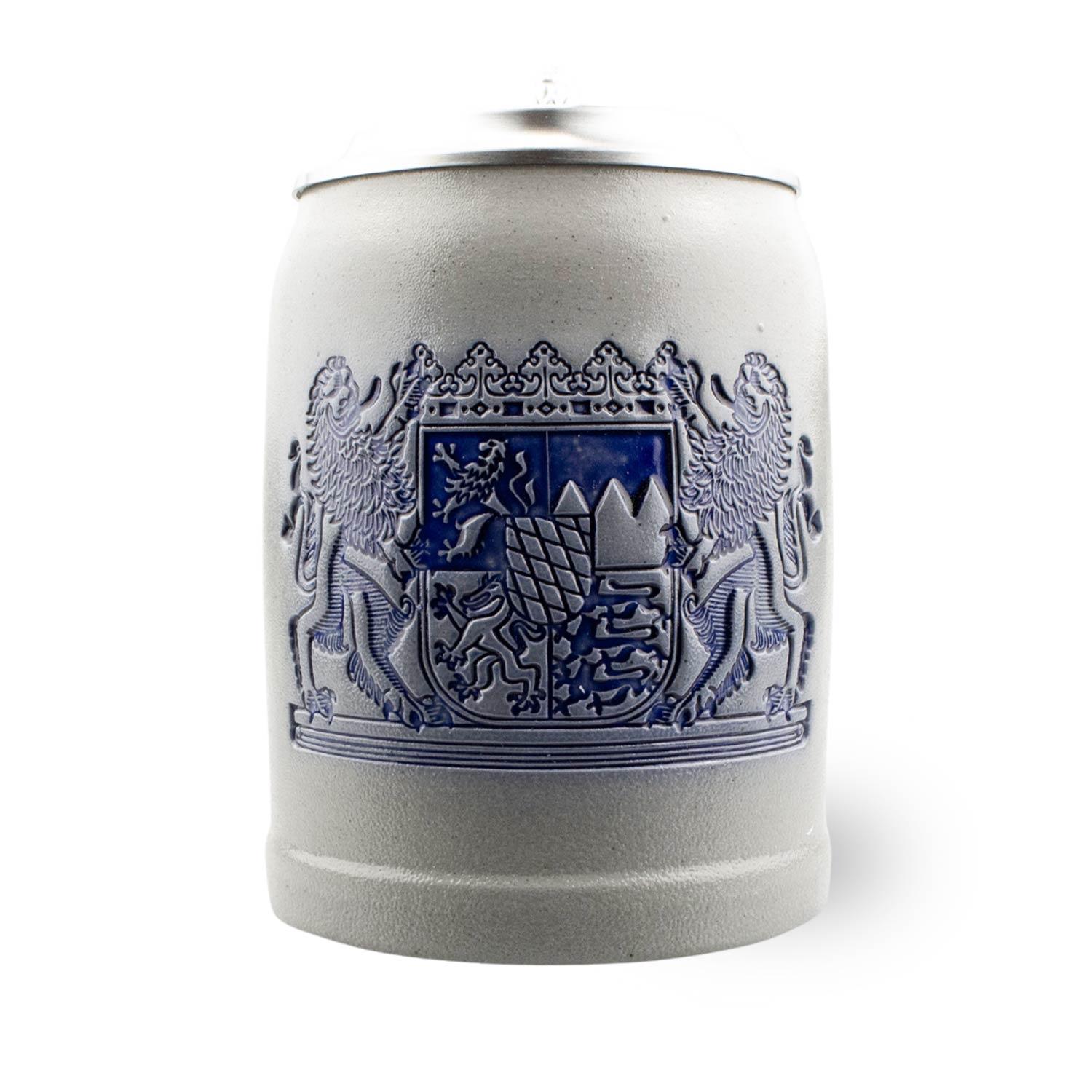 PREMIUM Bierkrug Freistaat Bayern aus grauem Steingut mit blauem bayerischen Wappen und Zinndeckel