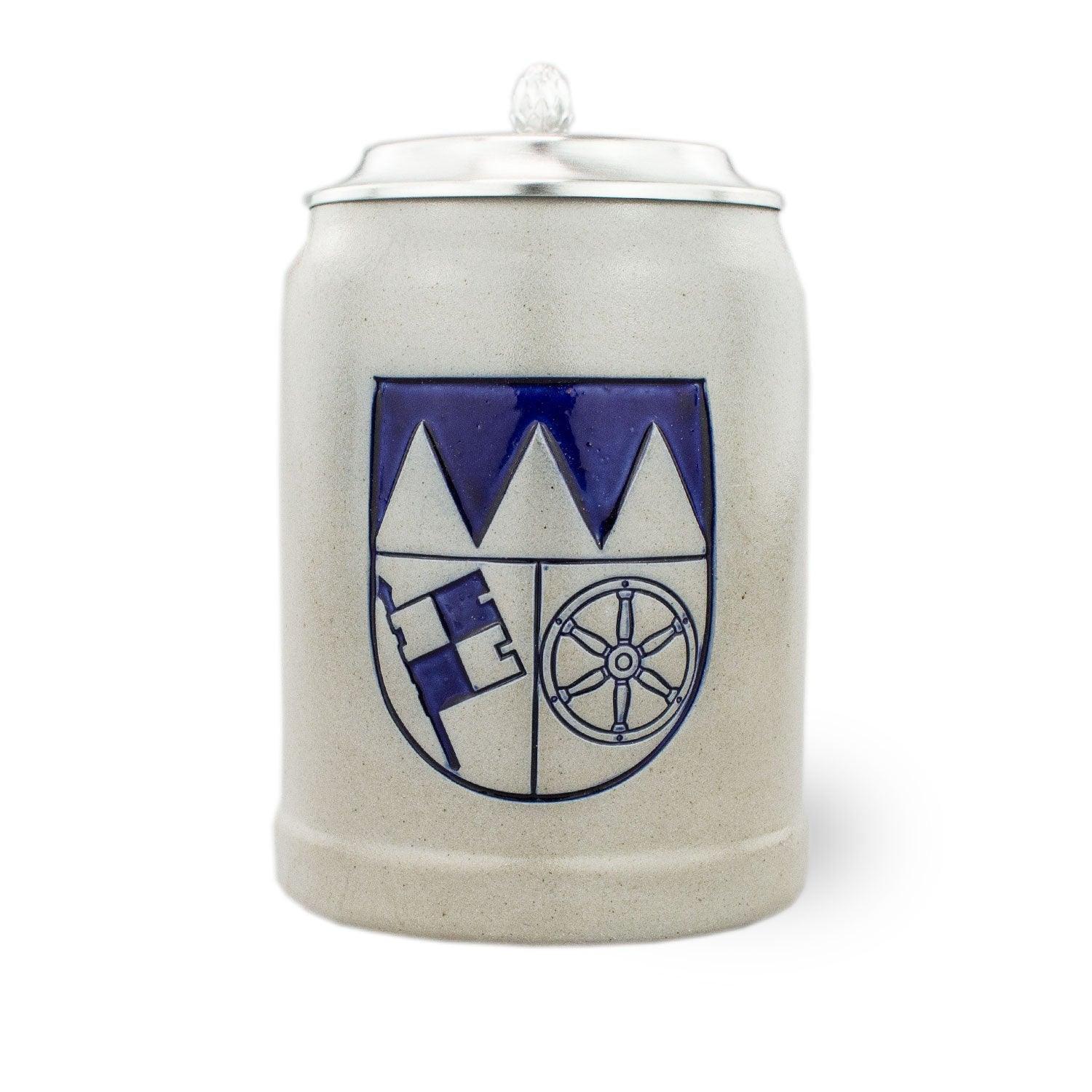PREMIUM Bierkrug Unterfranken, Steingut mit detailliertem Wappen und Zinndeckel, traditionell gefertigt.