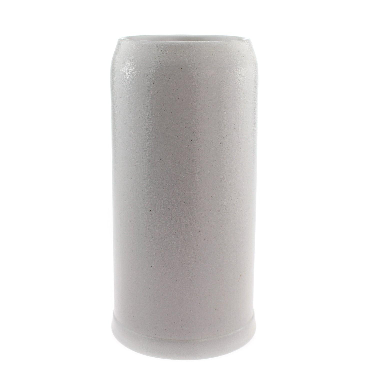 Stoneware Bierseidel ohne Henkel, schlichtes hellgraues Design, perfekt für traditionellen Biergenuss.